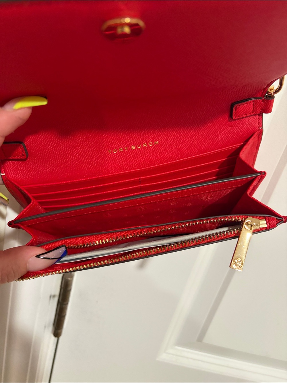 Tory Burch Red Leather Chain-Shoulder Crossbody Never Used! - Picture 8 of 11